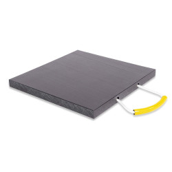 Square outrigger pads